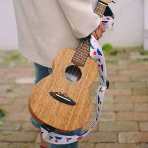 TODO Ukulele 23' Concert Mahogany Solid Top + EQ (EQUALIZER)